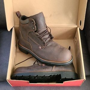 Red Wing Mens Work Boots 🥾